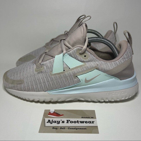 Nike Renew Athletic Women’s Running Gym Shoes Light Gray Blue AJ5909-300 Size: 9 - Picture 4 of 11